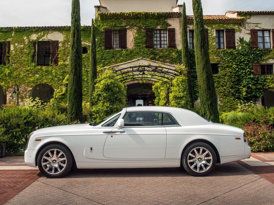  Rolls-Royce Phantom Coupe 2012 года  (фото 7 из 34)
